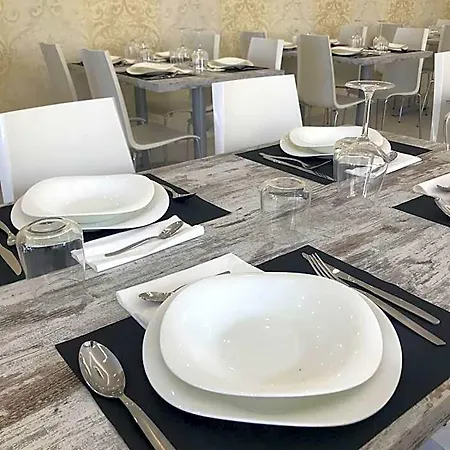 Joseph Hotel Marotta